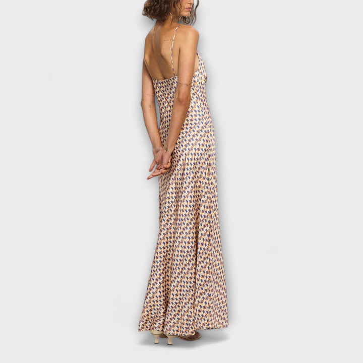 Tove | Elegant maxi dresses with geometric pattern