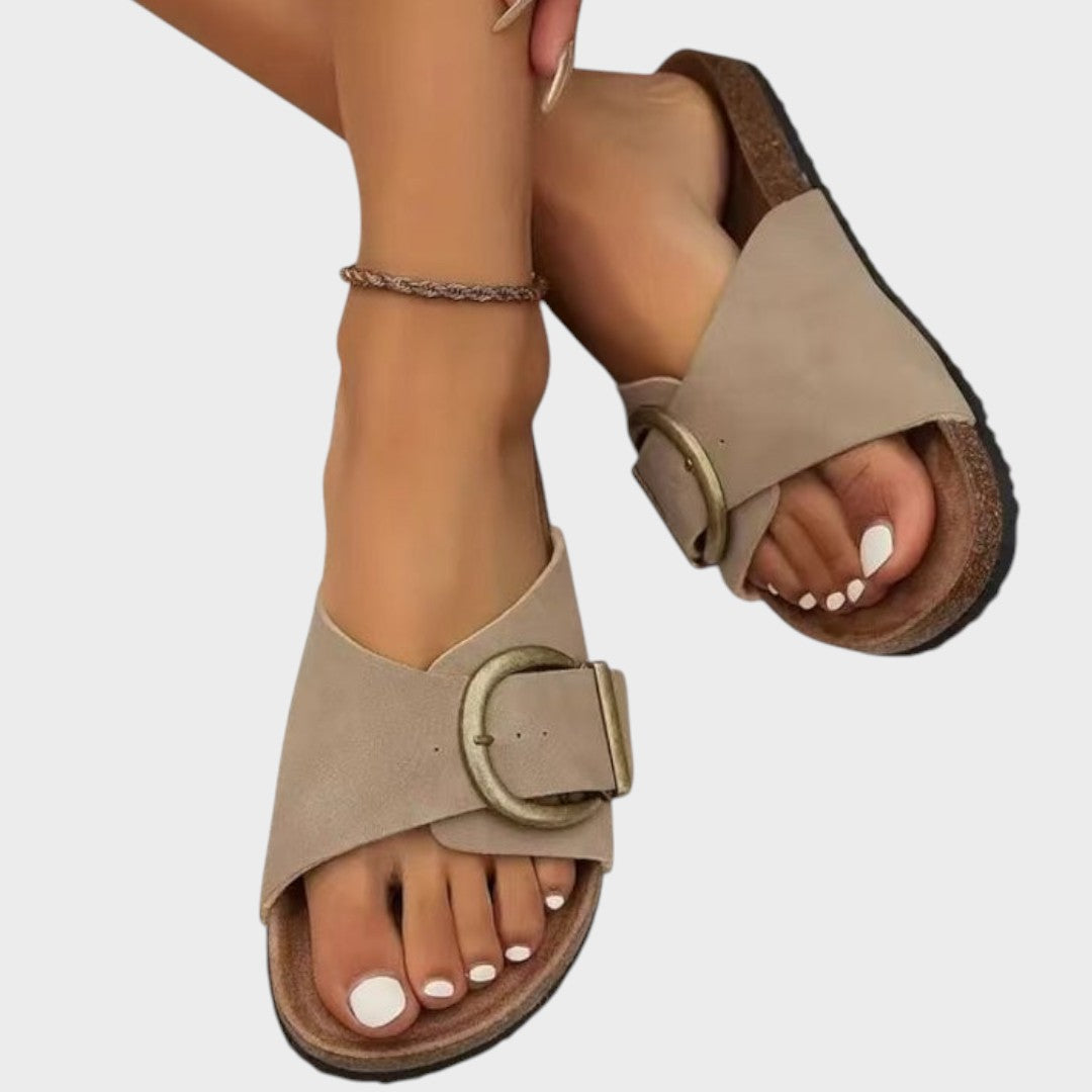 Bianca | Orthopedic sandals with buckles