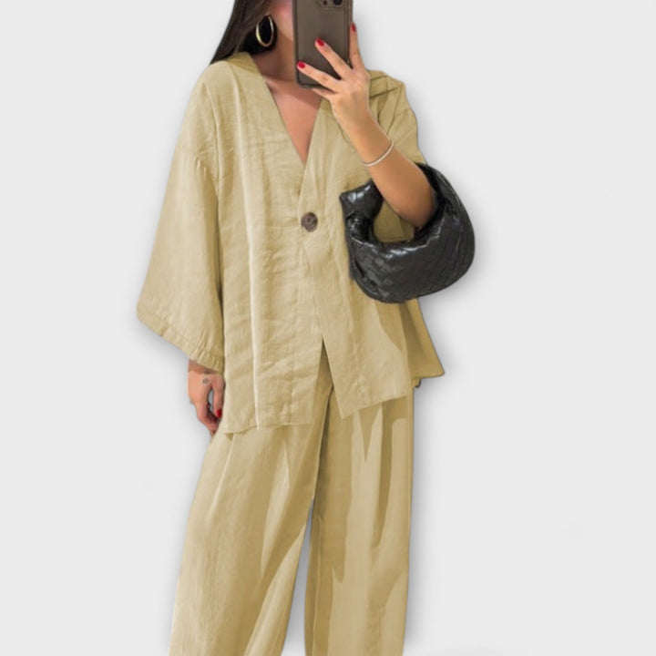 Jacqueline | Casual V-Neck Top and Pants Duo