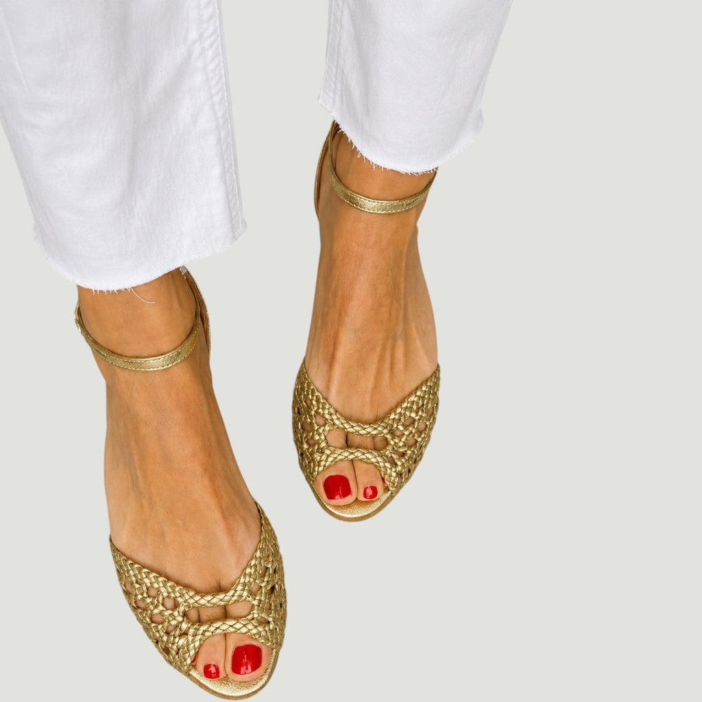 Isadora | Woven Golden Sandals