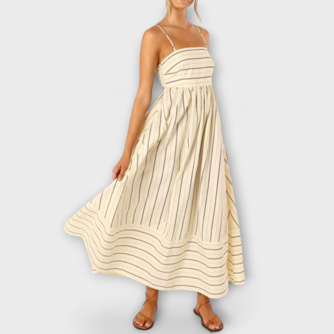 Svea | Maxi Dress in Bare Bloom